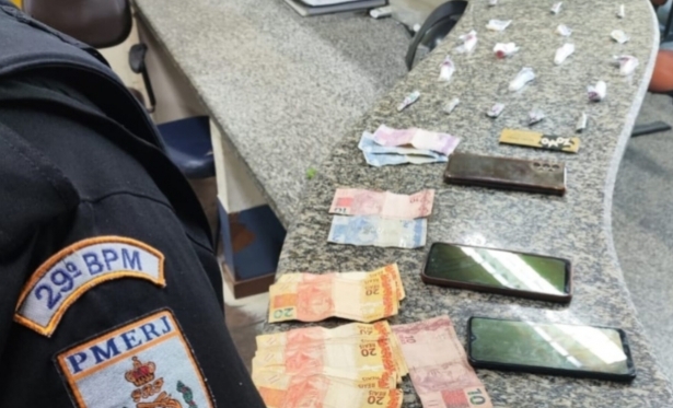 Cinco pessoas so detidas por trfico de drogas em Itaperuna