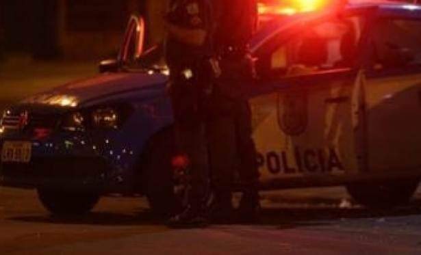 Mulher  assassinada a tiros no bairro Farol, em Santo Antnio de Pdua