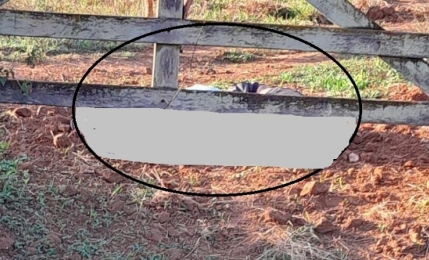 Casal � encontrado morto a tiros na zona rural de Cambuci