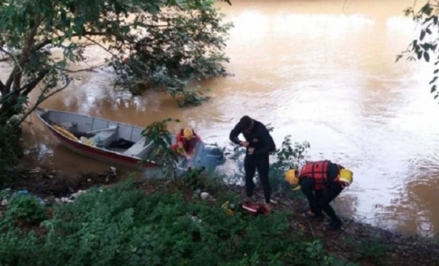 Bombeiros encontram corpo de homem que desapareceu no Rio Muria em Itaperuna