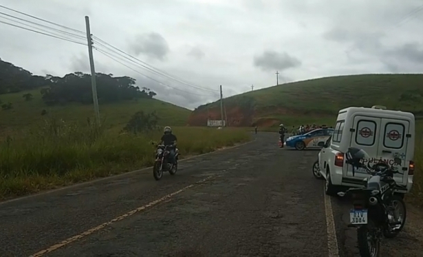 Motociclista morre aps acidente de trnsito entre Itaperuna e Laje do Muria