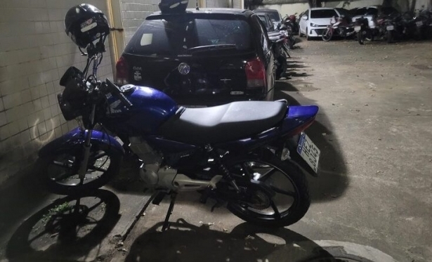 Polcia Recupera Moto Furtada e Identifica Suspeitos em Itaperuna  