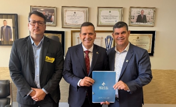 Prefeito de Itaperuna, Nel Medeiros, fortalece parcerias e busca investimentos em Brasília