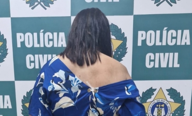 Operação contra o tráfico descobre R$ 118 mil escondidos em bar de fachada em Itaperuna