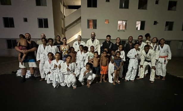 Projeto Jesus Não Bateu Leva Jiu-Jitsu a Crianças de Itaperuna
