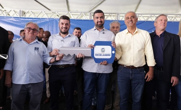 EMATER-RIO Ganha Impulso com 41 Novos Veículos em Ação que Destaca o Secretário Jair Bittencourt ao Lado do Governado