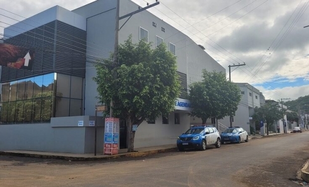 Jovem é baleado no bairro Fiteiro, em Itaperuna