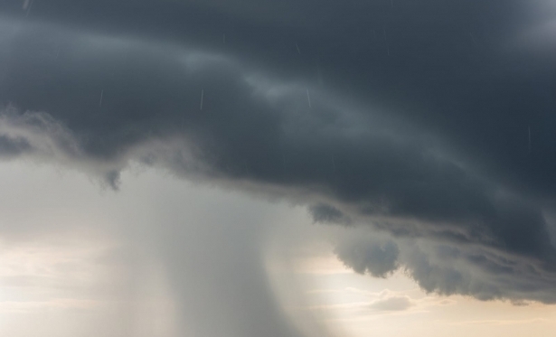 Frente fria chega a Itaperuna com queda de temperatura e previsão de chuva no fim de semana